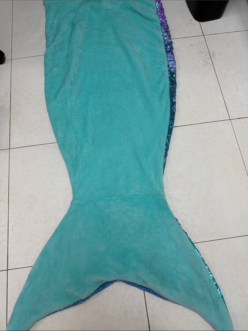 Sequin Mermaid Tail Blanket in Teal and Iridescent Purple - Picture 2 of 2